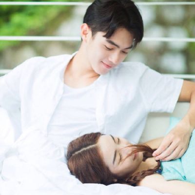 男生女生差差20分钟轮滑鞋 - 综述|